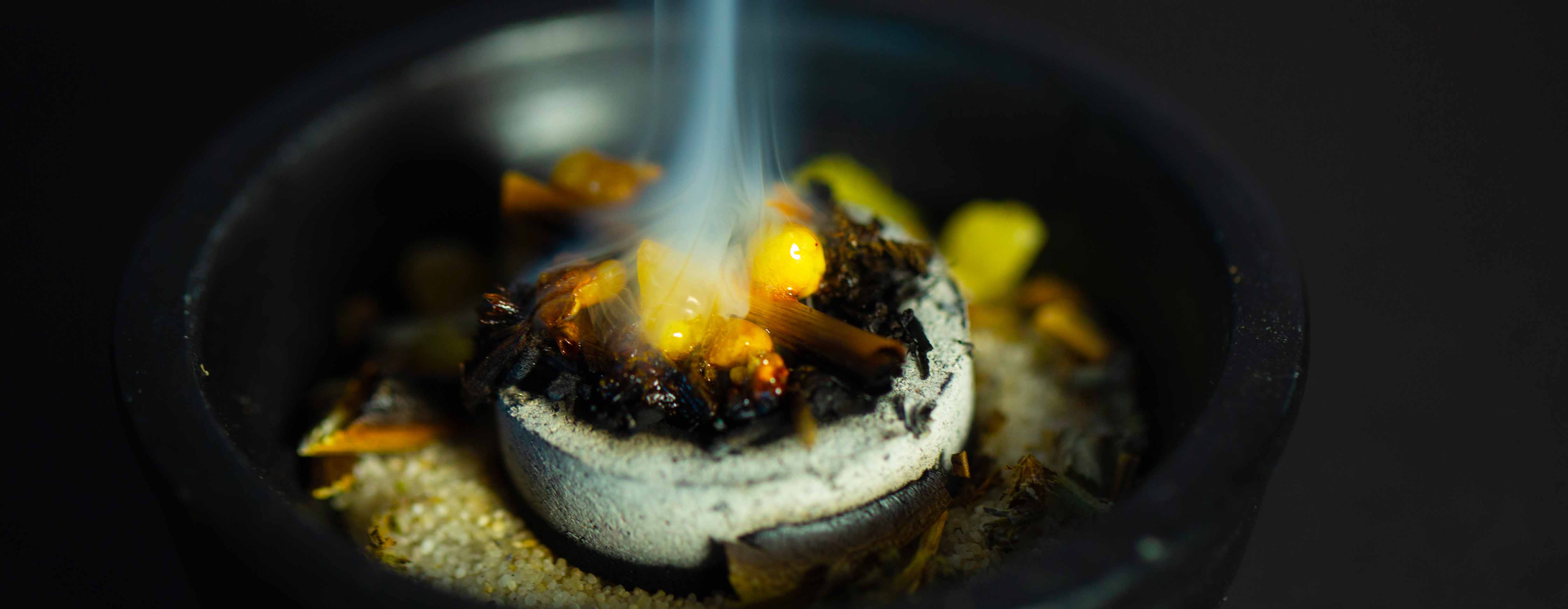 Qu'estce que l'encens et la myrrhe